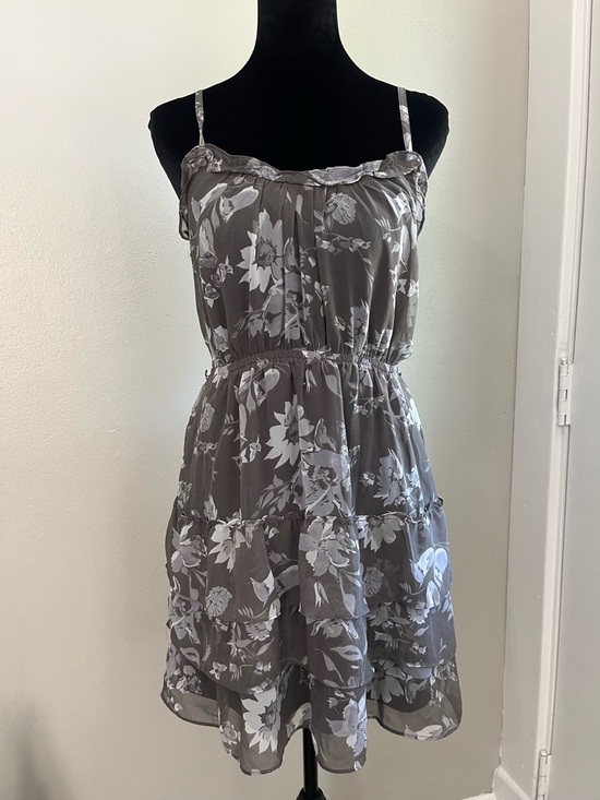 American Eagle Outfitters Dresses & Skirts - American Eagle Outfitters Black and Gray Floral Strapless Sundress